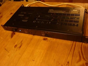 Apart Revamp 4100 4 * 100 Watt Digitalamp voll funktionsfähig - Bild 1 von 6