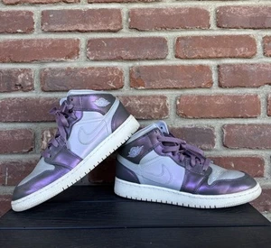 Nike Air Jordan 1 AJ1 Retro Mid GS SE Metálico Púrpura Zapatos AV5174-400 Talla 6Y - Imagen 1 de 6