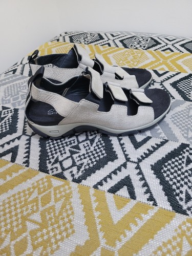 Sandali da passeggio Clarks Springers Multi Regolazione usati in ottime condizioni taglia 5 EU 38 Taupe Nubuck