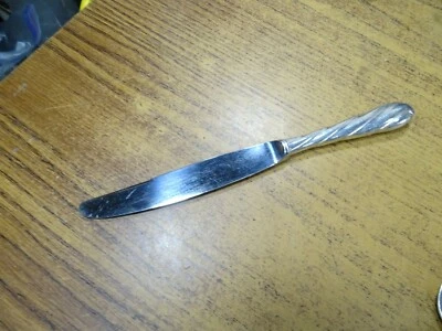 Cuchillo de mantequilla Torchon de Buccellati plateado Foto 1 de 3