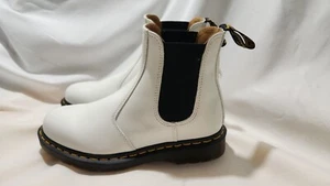 Doc Martens 2976 Damen-Chelsea-Boots weiß gelbe Nähte Glattleder US 9 - Bild 1 von 6