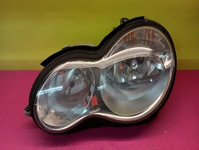 05-07 MERCEDES-BENZ W203 C230 LEFT DRIVER SIDE HALOGEN HEADLIGHT OEM A2038201559 - Image 1 of 4
