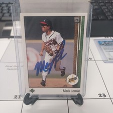 1989 Upper Deck Atlanta Braves Baseball Card #19 Mark Lemke Rookie Autographed 