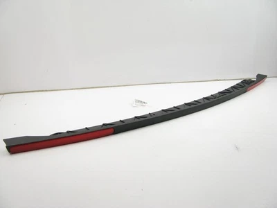 NOVO Painel Refletor de Tampa de Para-choque Superior Traseiro OEM Para 2004-2010 Audi A8 A8l D3 - Imagem 1 de 4