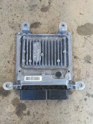 Centralina motore originale (ECU) MERCEDES-BENZ CLASSE C T-Model (S204) 2014 - Immagine 1 di 3