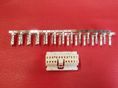 Connecteur / prise pour boitier d'allumage programmable IGNITECH TCI P4 - Bild 1 von 3