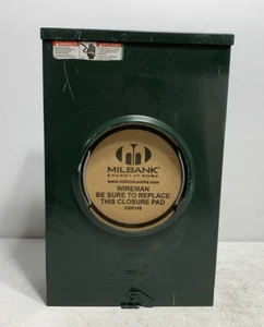 Milbank 1025122 Ringless Meter Socket Enclosure 200 Amp 600VAC - Picture 1 of 6