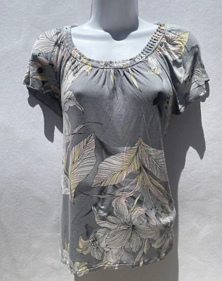 Jaclyn Smith цветочный серый/разноцветный Топ блузка с коротким рукавом мягкий расслабленный S - Изображение 1 из 4
