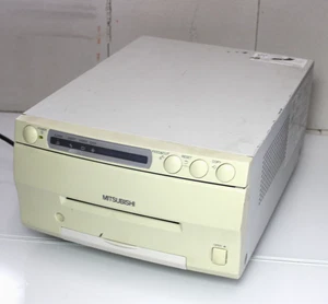 Mitsubishi CP900DW Farb-Digitaldrucker Thermosublimationsdrucker Drucker - Bild 1 von 6