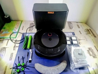 iRobot Roomba Combo j7 – Saug-/Wischroboter, App-Steuerung, Zubehörset neu - Bild 1 von 4