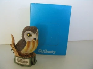 SKI COUNTRY SAW WHET OWL WITH LEMON YELLOW EYES 1977 MINI DECANTER - Picture 1 of 10