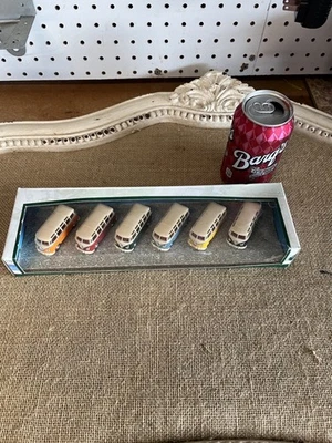 VW Volkswagen Bus 1/72 Set of 6 Cararama (2002) Hongwell Toys - Image 1 of 4