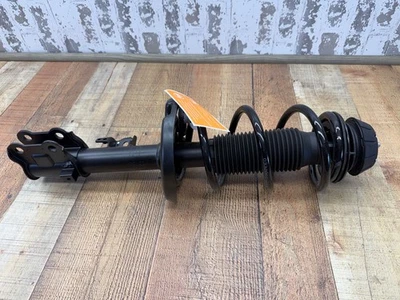 Conjunto de amortiguador delantero par adecuado para 10-13 Kia para Soul, puntales completos delanteros Foto 1 de 4