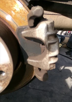 106484 Pinza freno trasero izquierdo volkswagen passat 1.9 tdi 2000-2005 2002 Foto 1 de 4