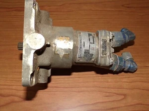 Vickers Hydraulic Motor MF36-3909-15ZD-2 - Foto 1 di 3