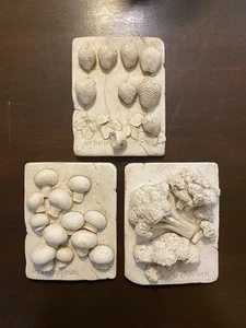 Vintage Kitchen French Relief Wall Plaque Cast White Strawberry Mushroom Art - Picture 1 of 14