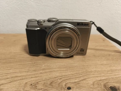 Nikon Coolpix A900 - 20,3MP - 35-fach Zoom - Bild 1 von 4