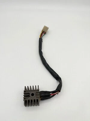 Regulador rectificador regulador Honda CB 360 T S4B-01 #14398 Foto 1 de 4