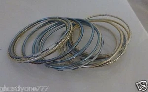 lightweight metal bangle bracelets light blues and silvers - Imagen 1 de 3