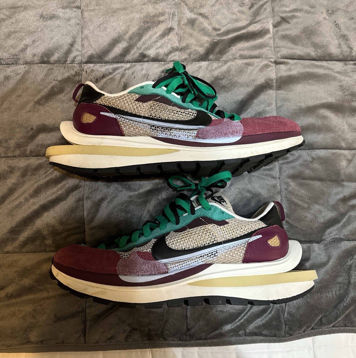 Nike sacai x VaporWaffle SP Villain Red for Sale Nike sacai x VaporWaffle SP Villain Red for Sale