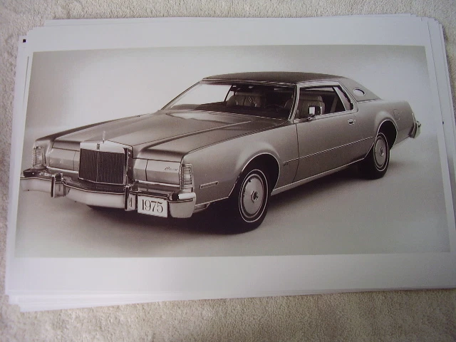 1975  LINCOLN  CONTINENTAL MARK  IV   BIG  11 X 17  PHOTO   PICTURE - Image 1 of 1