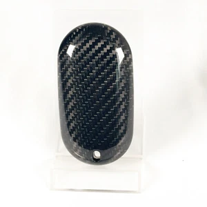 MAX CARBON Schlüsselhülle aus Echtcarbon – Kompatibel mit Mercedes-Benz C-Klasse - Picture 1 of 9