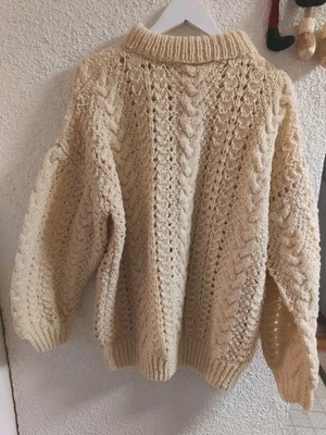 Handgestrickter Wollpullover für Damen , Zopfmuster , Beige , Locker,   L - Bild 1 von 4