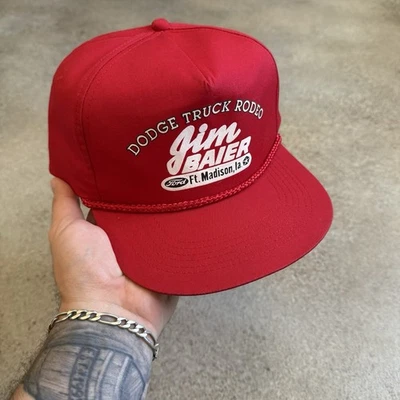 Gorra de colección años 90 Dodge Truck Rodeo SnapBack roja mecánica Iowa retro años 90  Foto 1 de 4