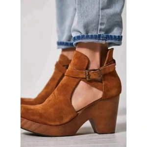 New Free People Cedar Clog Shoes Heeled Suede Leather Wood Brown Taupe 8.5 - Picture 1 of 12