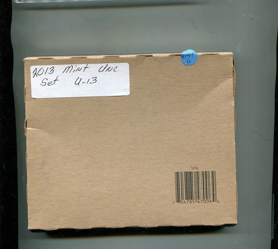 2013 P AND D UNITED STATES FULL GOVERNMENT MINT SEALED BOX SET CHOICE BU - Image 1 of 1