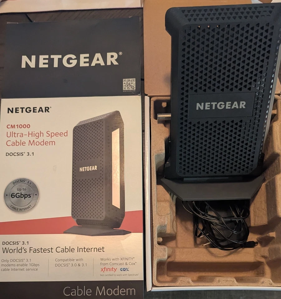 NETGEAR Ultra-High Speed Cable Modem DOCSIS 3.1 CM1000v2 - Image 1 of 4