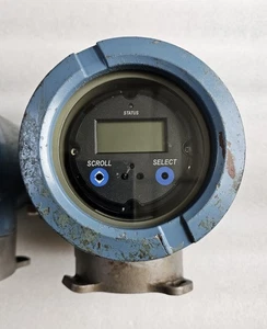 Emerson 1700I11AFFDZZZ / 1700I12ABFEZZZ Micro Motion Transmitter (Head Display) - Bild 1 von 24