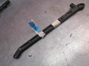 HONDA VF1000 VF1000F BEUGEL FRAME GRAB RAIL RH Fender Mount Grip 84110-MB2-000 - Imagen 1 de 1