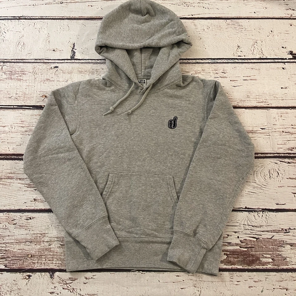 Uniqlo UT Sudadera con Capucha Pullover Suéter Talla XXS No Worries Club Pulgares para arriba Foto 1 de 4
