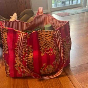 Indian Pink Tiger Printed Quilted Shoulder Bag Women's Beach Cotton Handbag - Picture 1 of 4