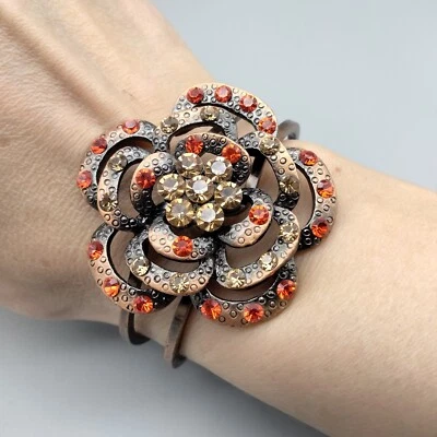 花卉手链仿古黄铜色调袖口春装时尚庄园惊人! — 第 1/4 张图片