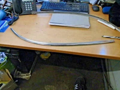 1971 Lancia Flavia 2000 GT RHD, Windscreen Chrome trim    — 第 1/3 张图片