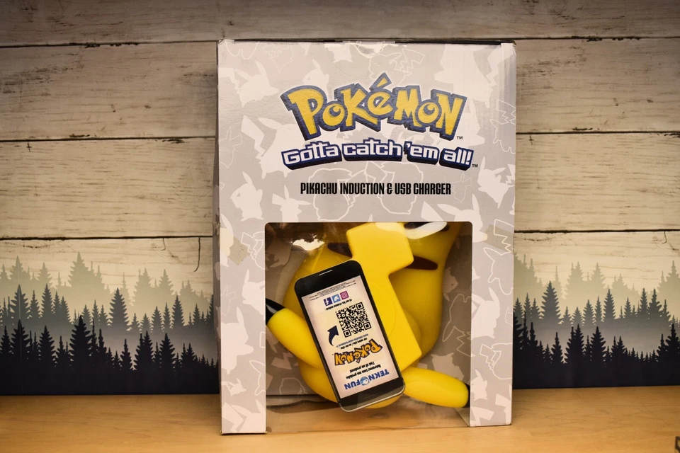 Pokemon Pikachu Induction & USB Charger Light Up Universal Rare Collectible NEW - Image 1 of 3