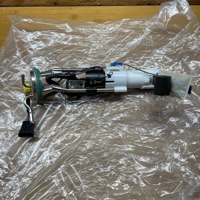 Conjunto de bomba de combustible usada Can-AM 2010 2011 Outlander 500 650 800R 70350766 Foto 1 de 4