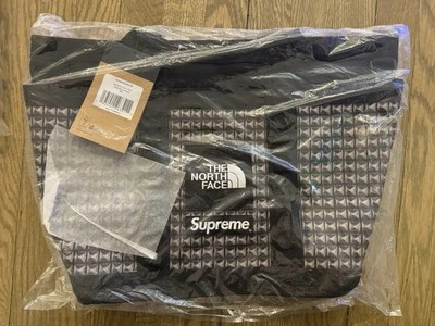 Bolso de Mano Supreme The North Face Tachonado Explore Utility SS21 Negro Tnf Foto 1 de 4