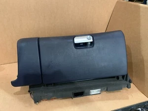 PORSCHE BOXSTER 987 GLOVE BOX BLUE LEATHERETTE RF07 EJJ - Picture 1 of 7