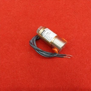Parker, VALVE VE NO.B2LX83N VOLTS/HZ 12VDC ORIF 3/64 PSI250 WATTS 7 - Picture 1 of 4