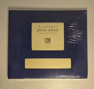 Álbum de fotos académicas 31/2 x 5 y 4 x 6 fotos álbum azul de: K&Company recién sellado - Imagen 1 de 5