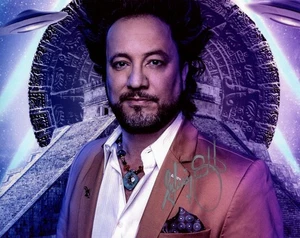 Giorgio Tsoukalos Ancient Aliens 8x10 Signed Photo JSA Certified Autograph - Picture 1 of 3