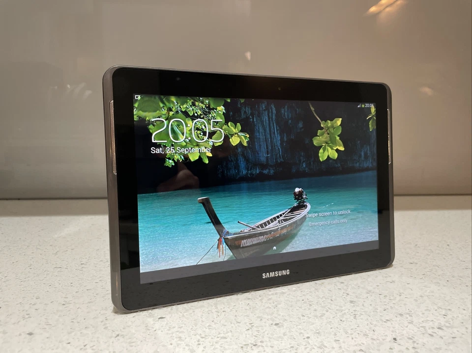 Samsung Galaxy Tab 2 GT-P5100 16GB, Wi-Fi + 3G, 10.1in, Micro SD Slot GT-P5100, - Image 1 of 4