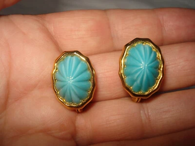 Винтажные золотистые и искусственные серьги с бирюзой Monet - Изображение 1 из 3