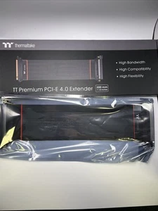 Rallonge Thermaltake TT Premium PCI-E 4.0 (16X) 300mm 11.8” AC-058-C010TN-C1 NEUF - Photo 1/6
