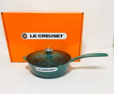 Le Creuset Saucier Artichoke Saucepan 21cm Olive Cast Iron from Japan - Image 1 of 4