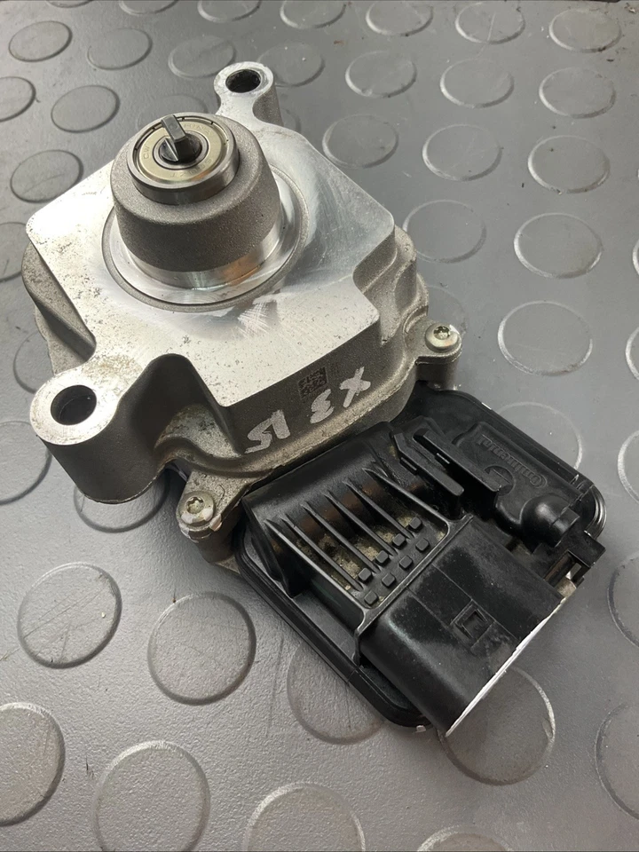 BMW 228i 328i 330i 335i 430i 535i 550i 750i X3 X5 X6 TRANSFER CASE MOTOR OEM - Image 1 of 4