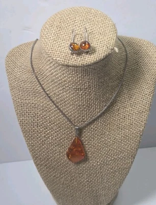 Juego de collar y pendientes colgantes ámbar coñac báltico de plata de ley  Foto 1 de 4